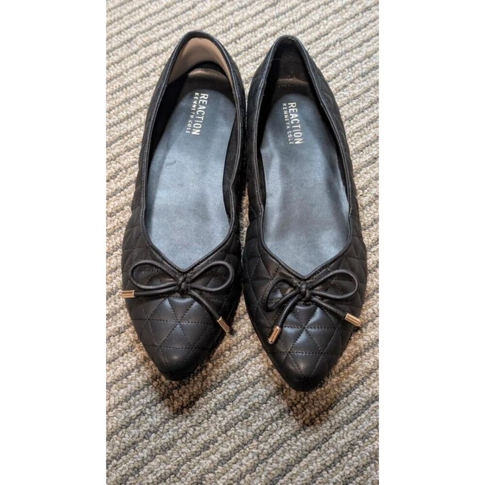 Kenneth Cole flat ballet shoes size 9.5
